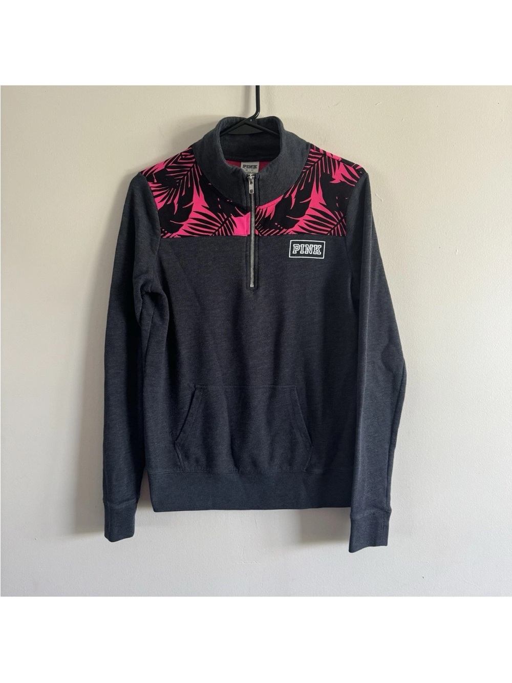 Pink Victoria’s Secret Sweatshirt Women’s Grey XS 1/4 Zip Tropical Floral